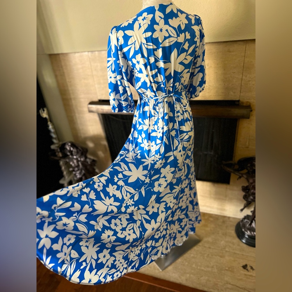 New Look Blue and White Puff Sleeve Maxi Sundress - Picture 2 of 7